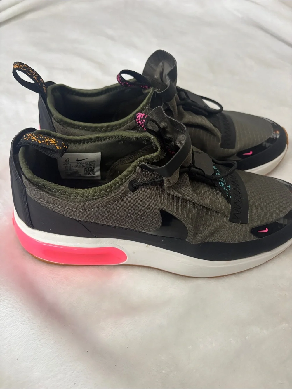 Nike women running
